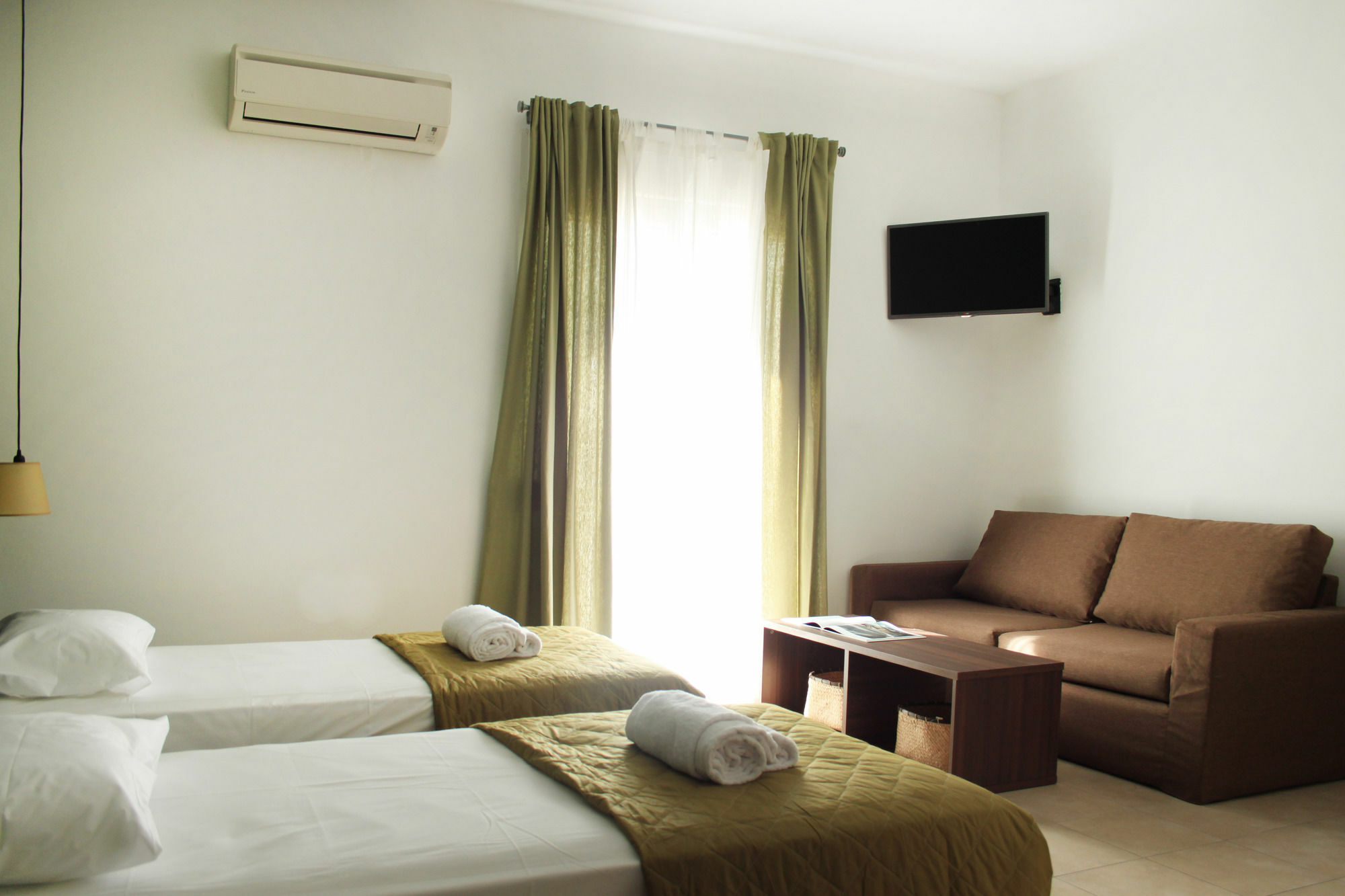 Krinis Apartments Rhodes City Eksteriør bilde